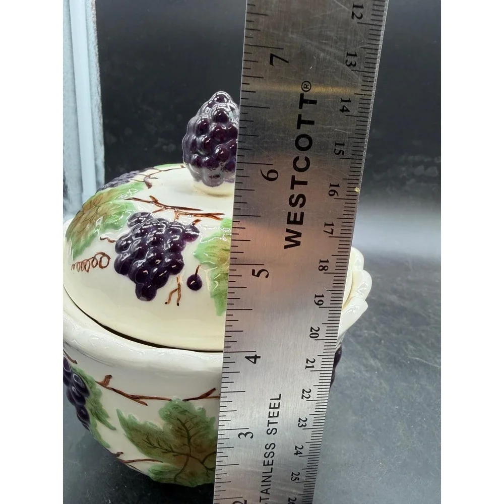 Vntg Ceramic Grape Sugar Bowl with Lid Footed Jam Jar Purple Green‎ Hand Painted